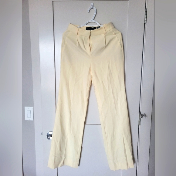 NWT RW&Co Pastel Yellow Wide Leg Dress Pant Size 0 - Picture 1 of 6